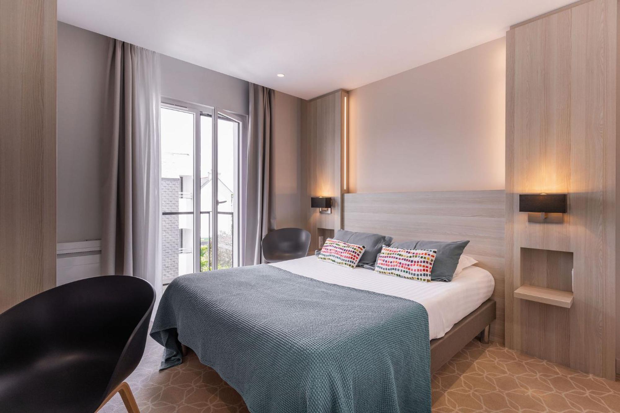 Le Cornouaille & Hotel