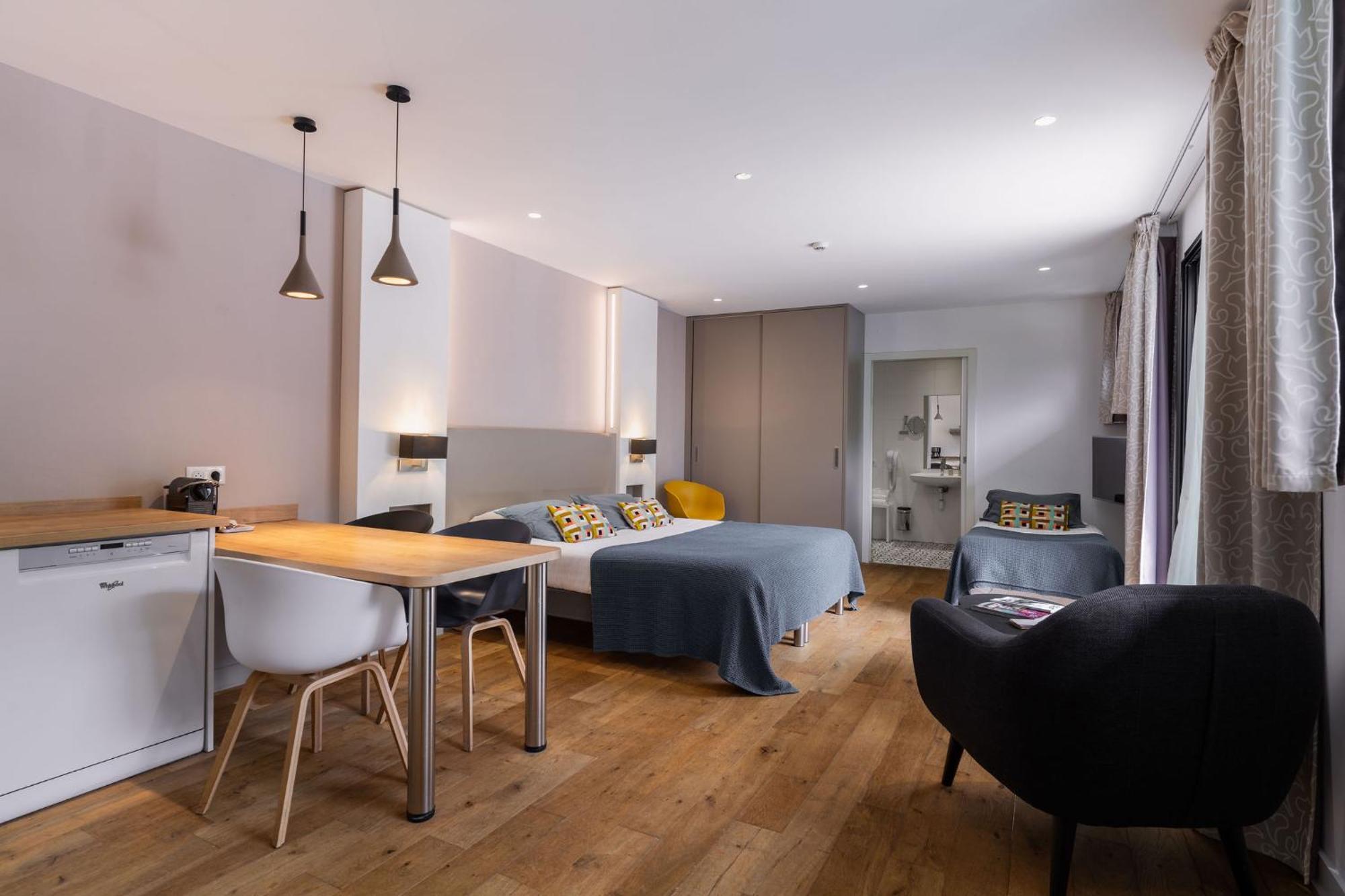 Hotel Le Cornouaille & 3*