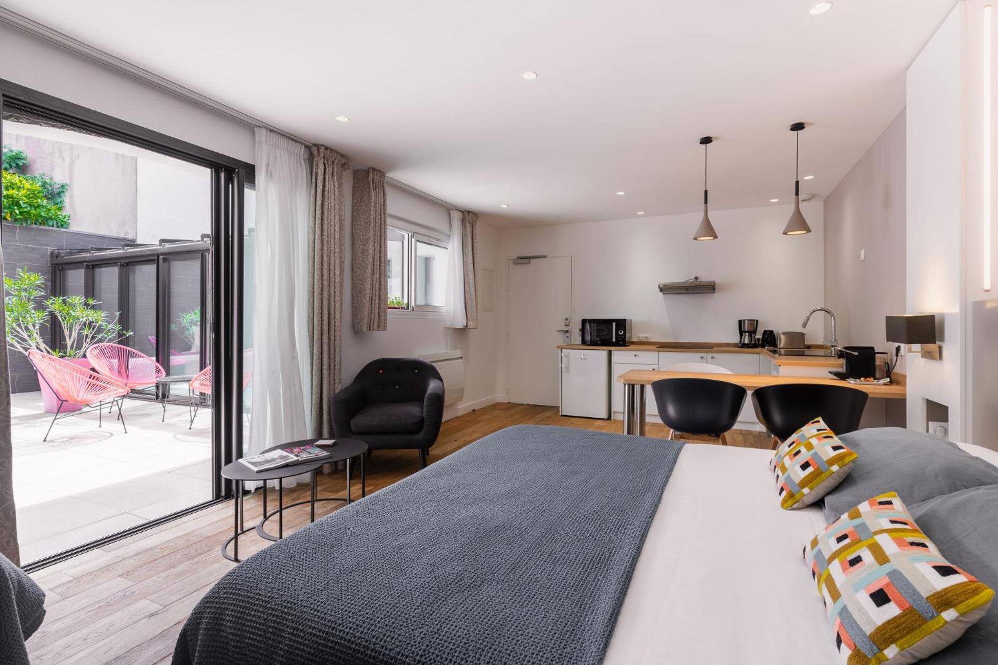 Le Cornouaille & Hotel 3*